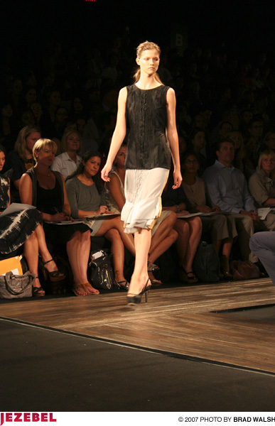 Illustration for article titled Max Azria Spring/Summer '09 Show & Scene